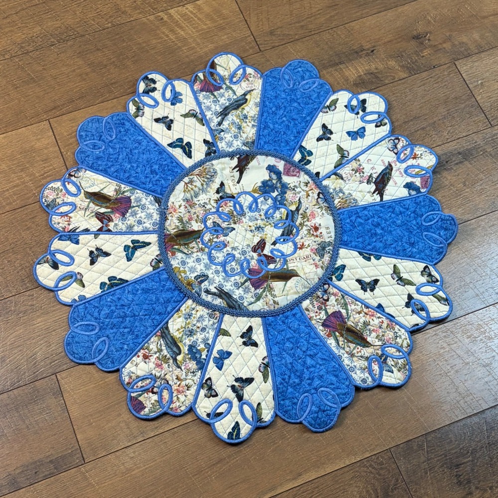 Handmade Reversible Quilted Round Table Topper Birds Butterflies Floral 25" Blue